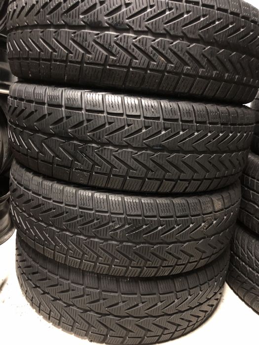 215/70-16 opony zimowe vredestein komplet