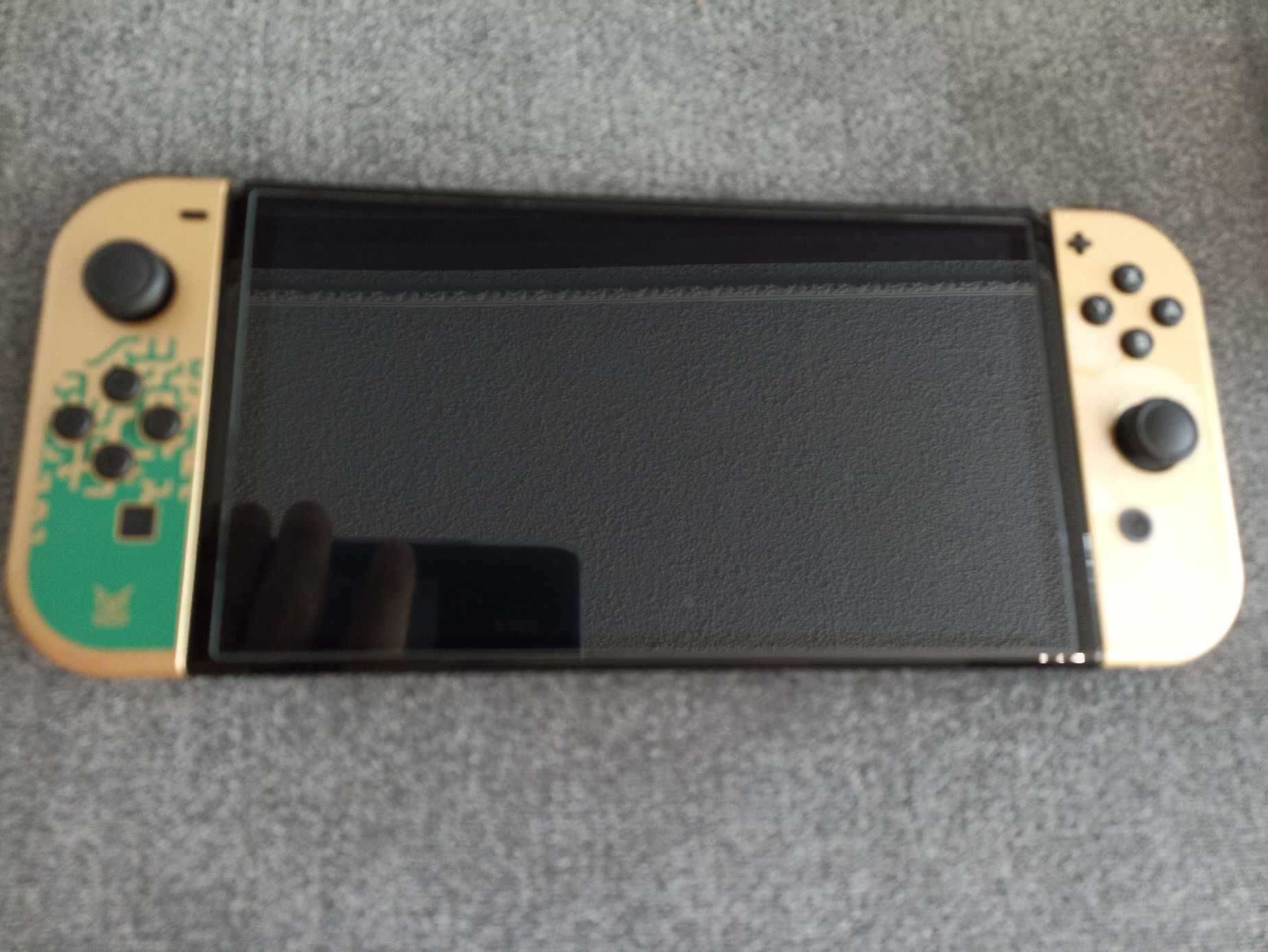 Nintendo switch OLED Zelda Edition + akcesoria