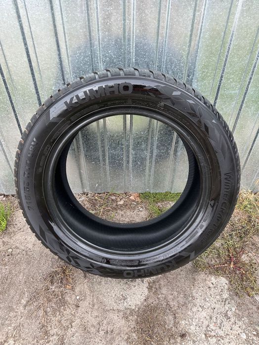 Opony zimowe Kumho Wintercraft WP52, 215/55/17 jak nowe