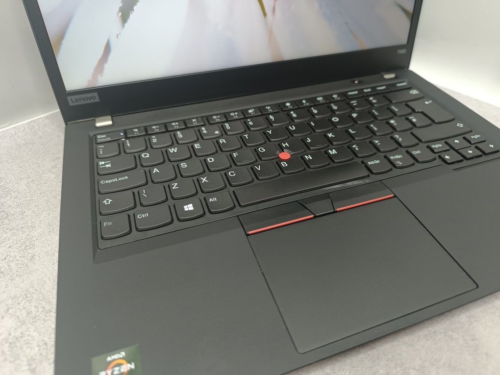 Ноутбук Lenovo ThinkPad T495/Ryzen 5 Pro 3500U/8/256M2/14"/HD/Гарантія