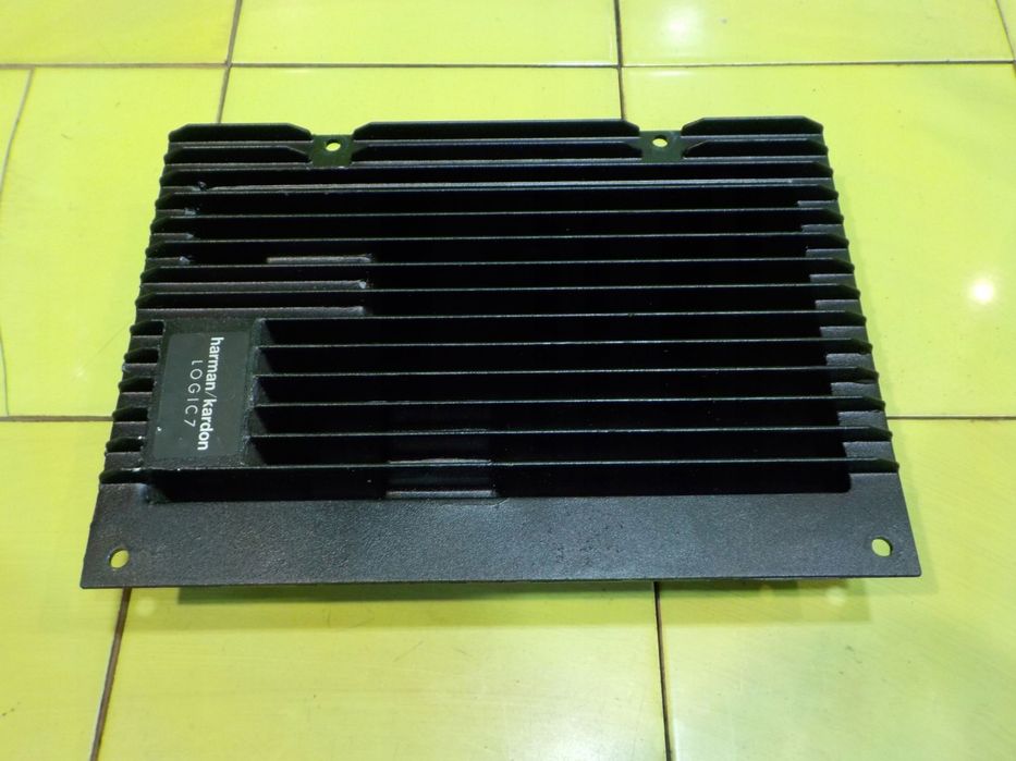 RANGE ROVER 3.6 TD V8 08r SUV wzmacniacz radia 5M32-19C164-AA