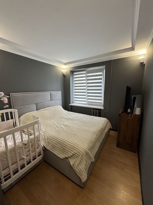 Продаж 2 кімнатної квартири по вул.Глинянський Тракт з ремонтом