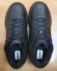 Продам нові чоловічі чорні кросівки New Balance 577 V1