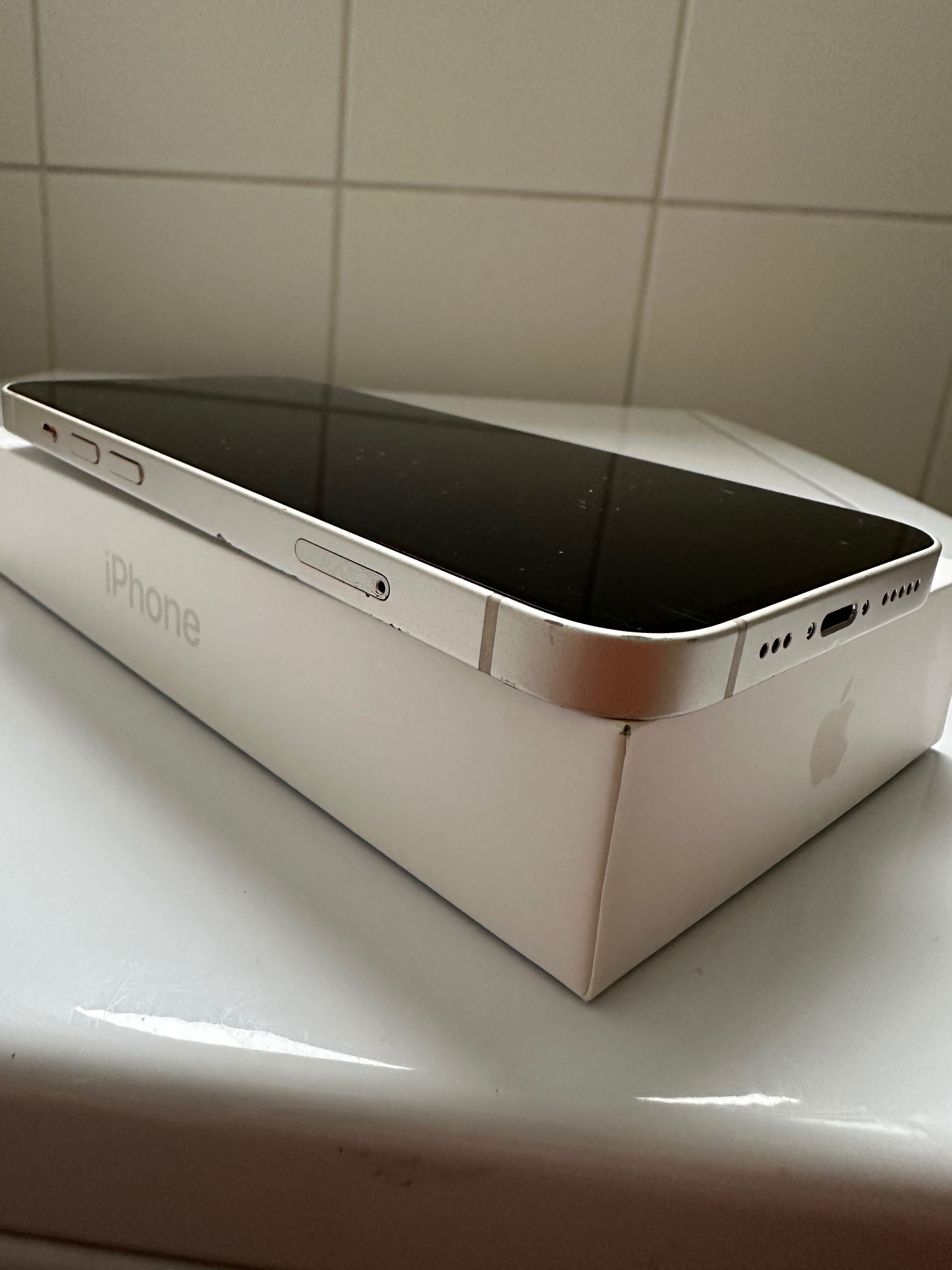 iPhone 14 на 128GB Європа