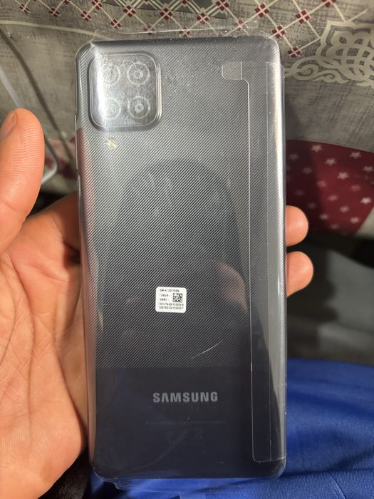 Samsung a12 128g novo
