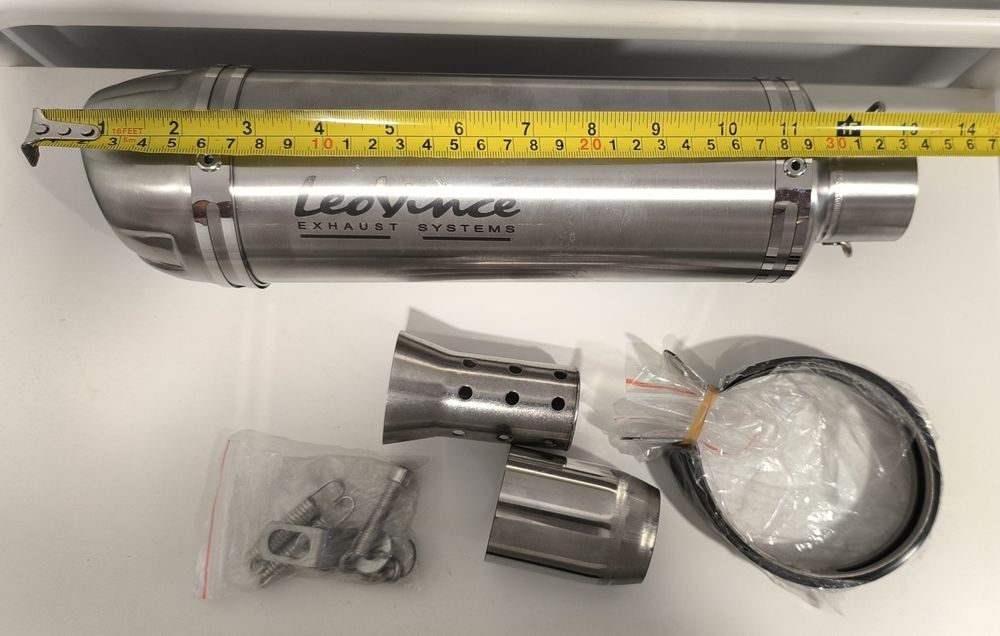 Escape para mota Leovince