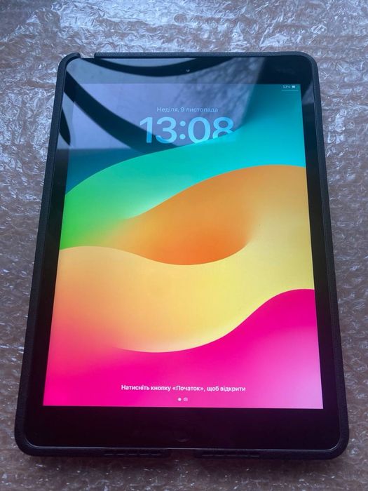 Ipad 8 th gen 32 gb Space Gray + 4 G Lte