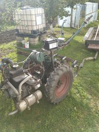 Traktorek dwukołowy dzik