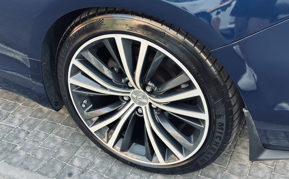 INFINITI Q60 AWD 3.0t 2018 року