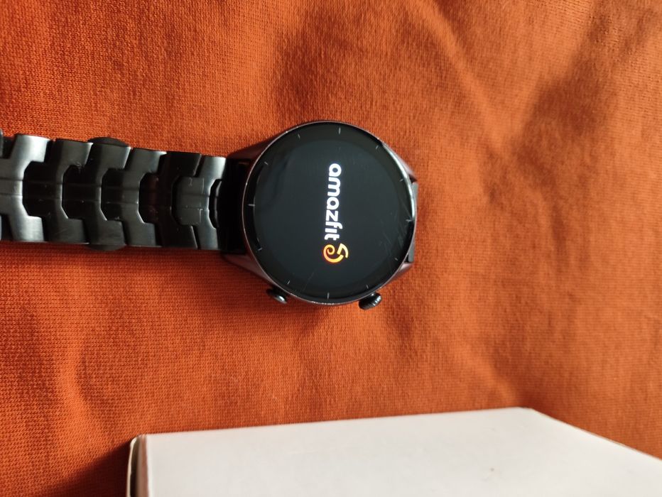 Продам Amazfit Gtr 3