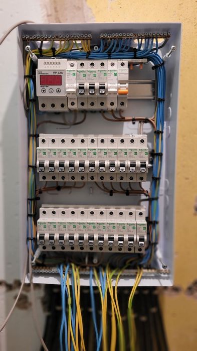 Послуги електрика