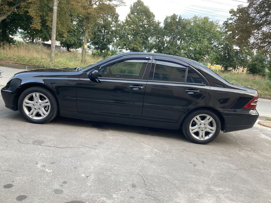 Мерседес c 200 2.0 бензин kompressor