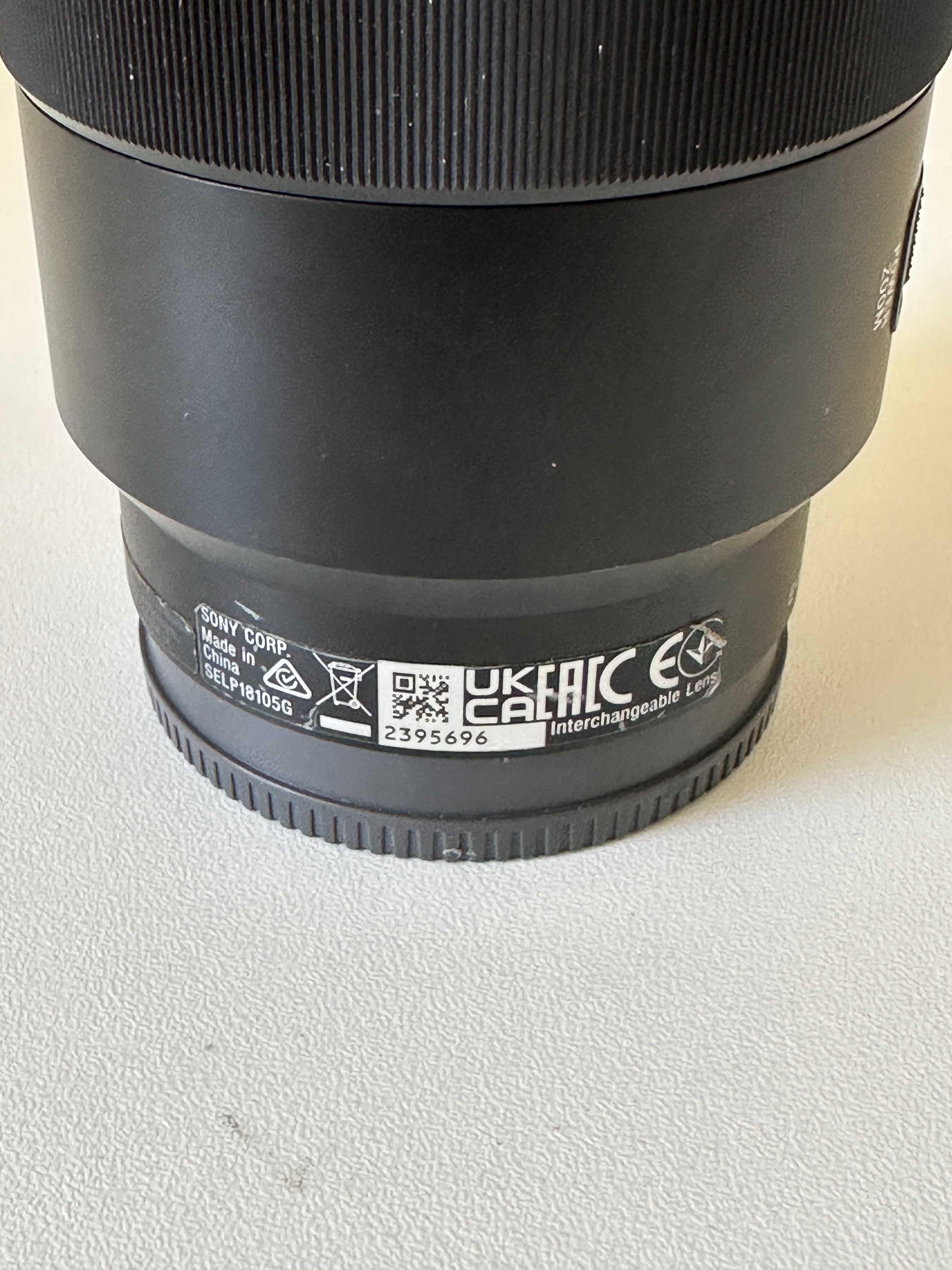 Objetiva Sony SELP18105G E PZ 18-105mm f/4.0 G - APS-C