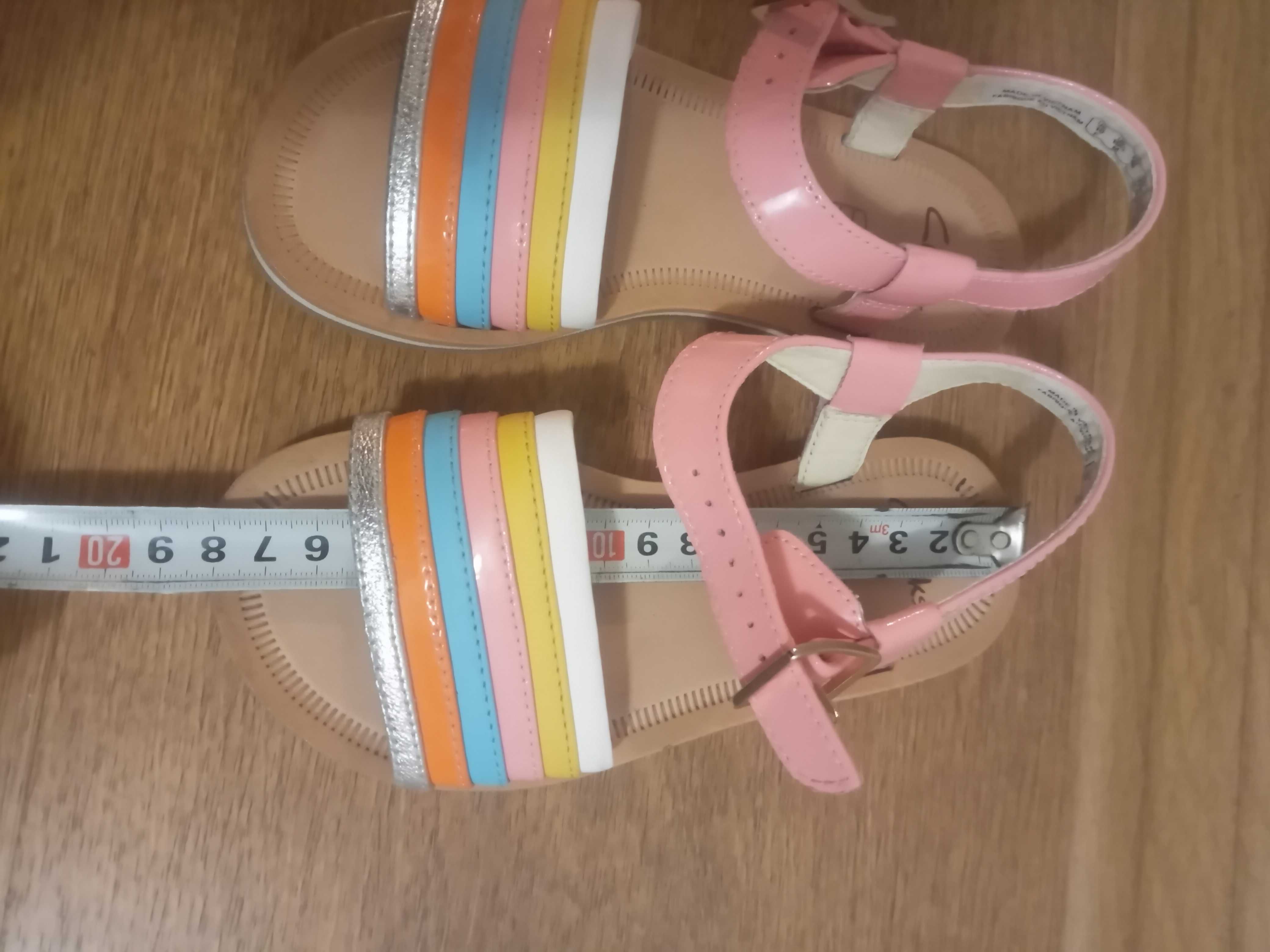 Ботінки 20 см Босоножки босоніжки Clarks 17,5 см 28-29 Прожектор Led