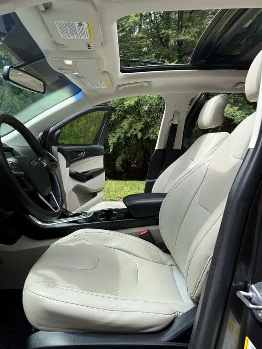 Ford Edge      2016