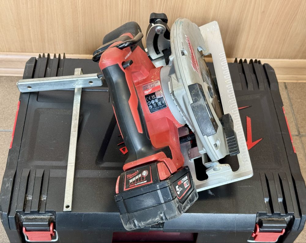 Pilarka Tarczowa akumulatorowa 66mm MILWAUKEE M18 BLCS66 + Aku 5.0Ah