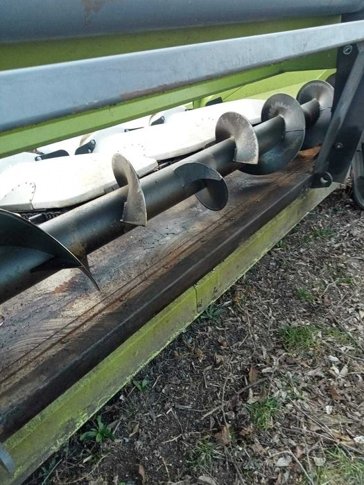 Жатка кукурузная. 6-ти рядна. Б/у . Жниварка кукурудзяна