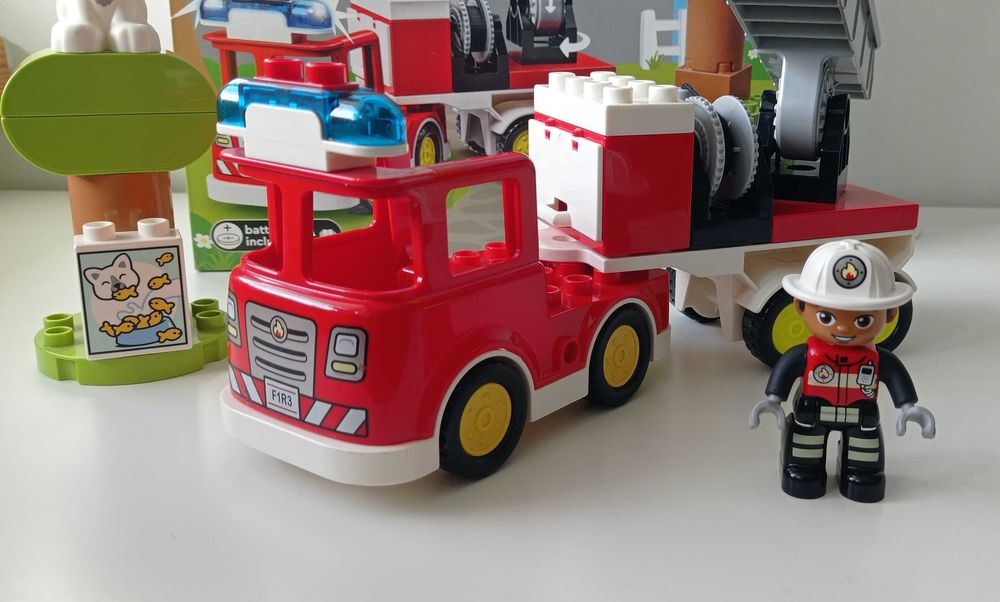 LEGO 10969 DUPLO Wóz strażacki