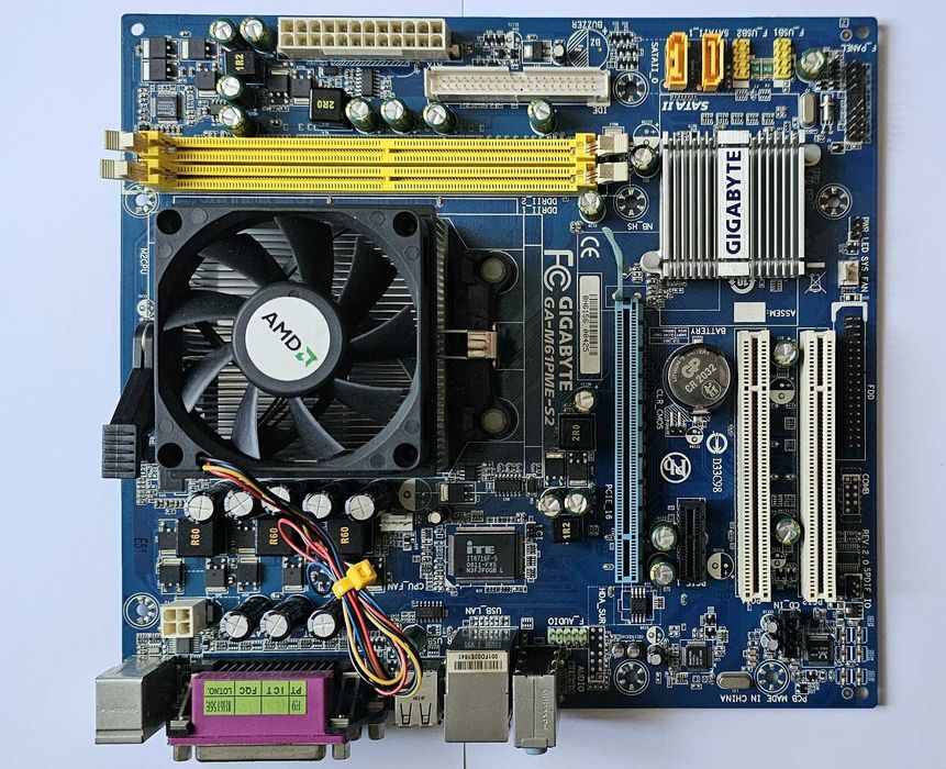 retro komputer Athlon64 X2 5600+ 8600Gt