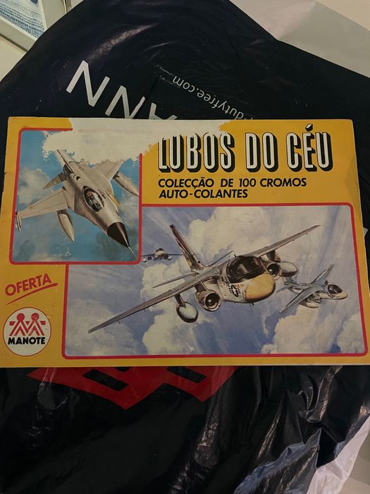 Cadernetas completas e em bom estado de carros e motos