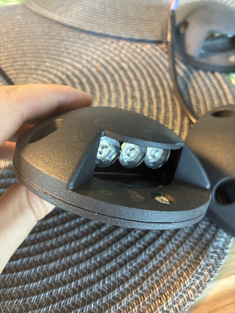 Oświetlenie zewnętrzne LED – 4 sztuki