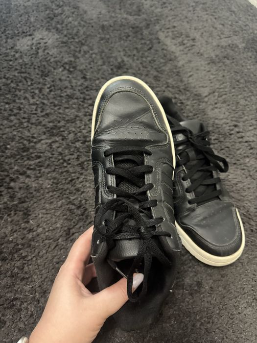 Кроссовки adidas кросівки