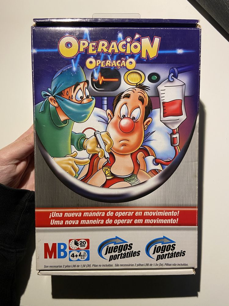Jogo “Operação” portátil