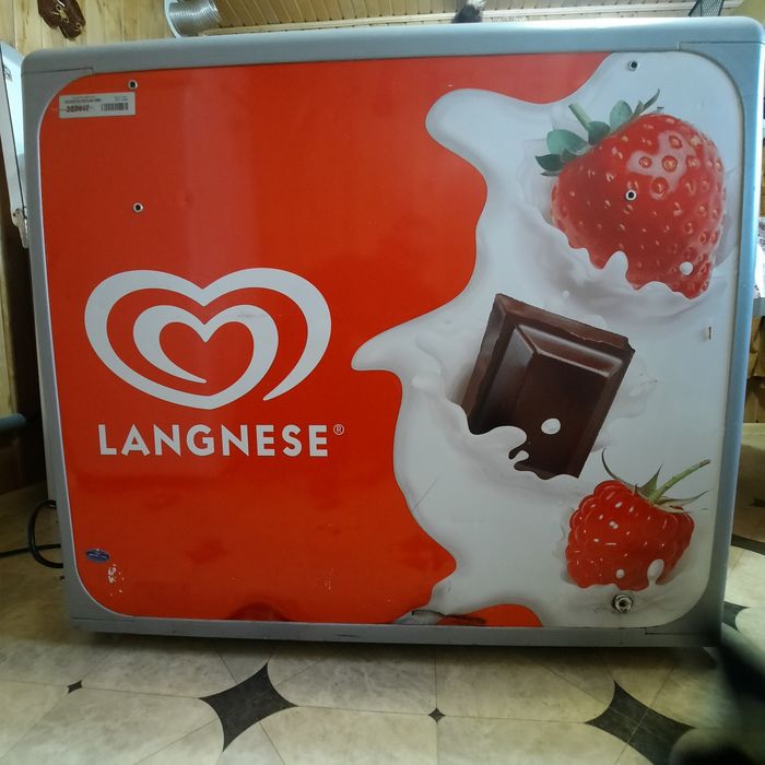 Продам морозильную камеру.