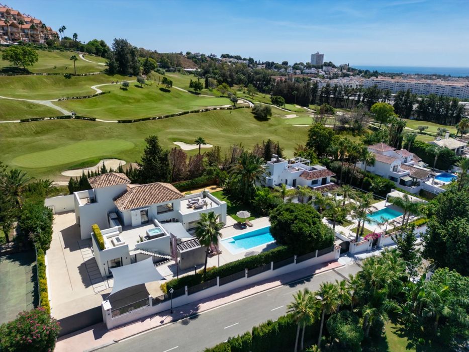 Вилла в Нуэва Андалусия,Марбелья,Испания