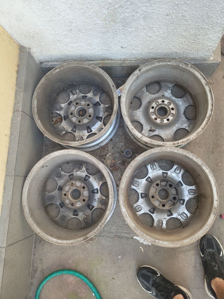 Продам диски R16