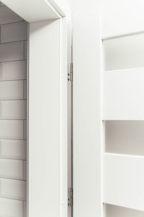 Drzwi łazienkowe z ościeżnicą