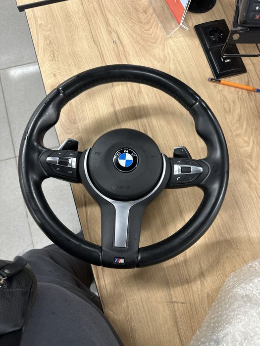 Руль бмв ф30 ф33 ф15 ф25 M bmw f30 f32 f15 f25 лепестки М кермо