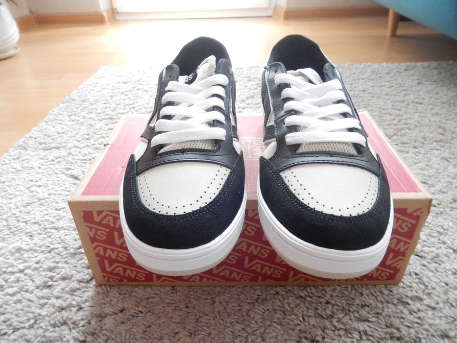 nowe męskie buty Vans Lowland CC rozmiar 44,5 (29 cm)