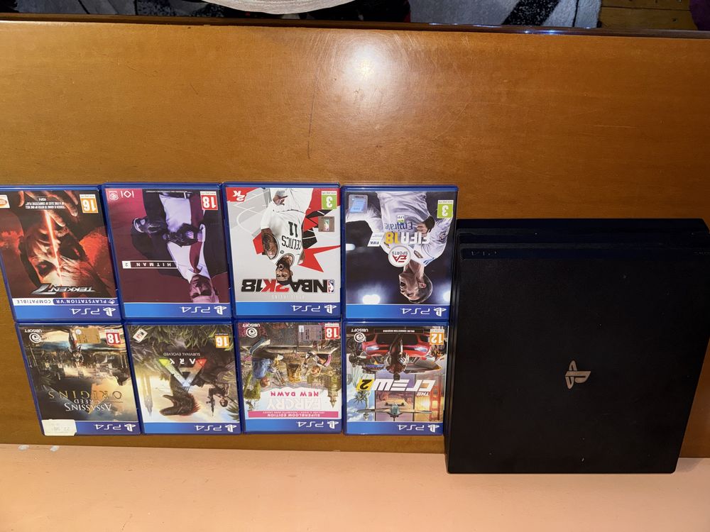 Продам ps 4 pro, торг умісний