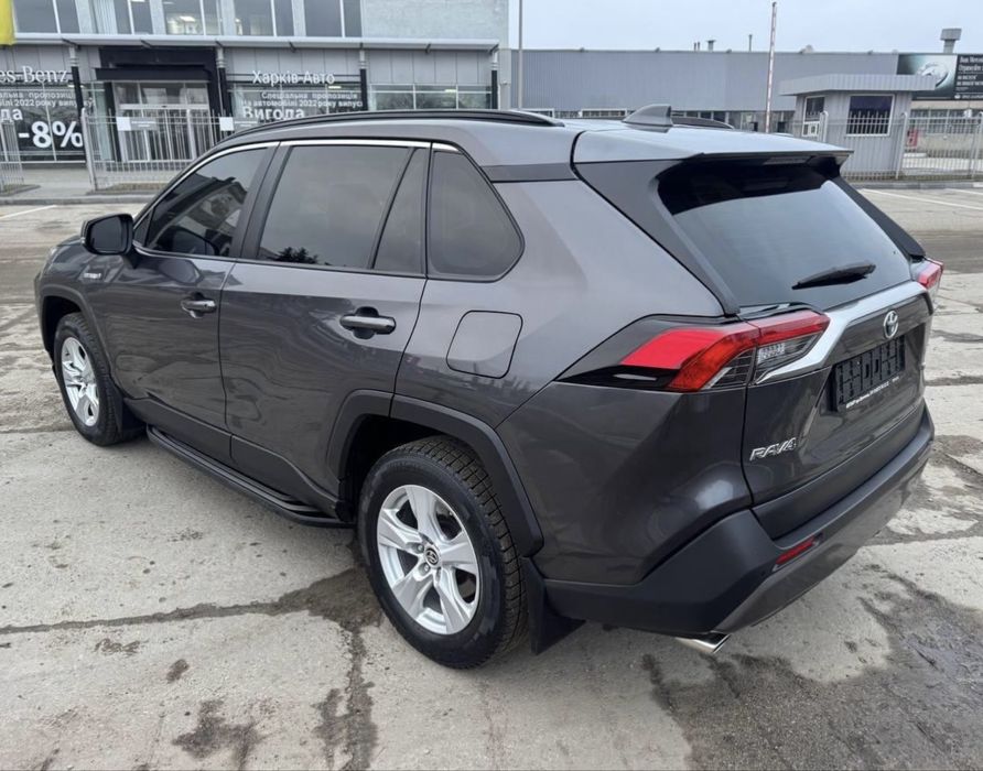 Продам Toyota RAV4 Hybrid 2020 р.