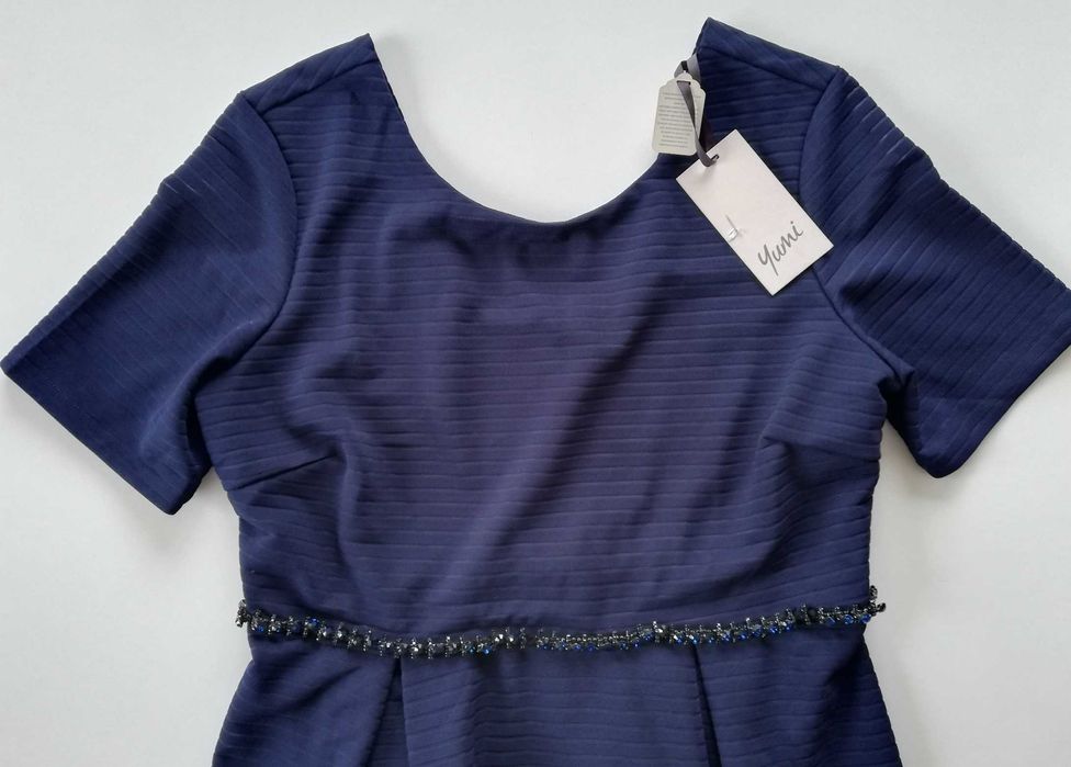 Granatowa sukienka z krótkim rękawkiem 40/42