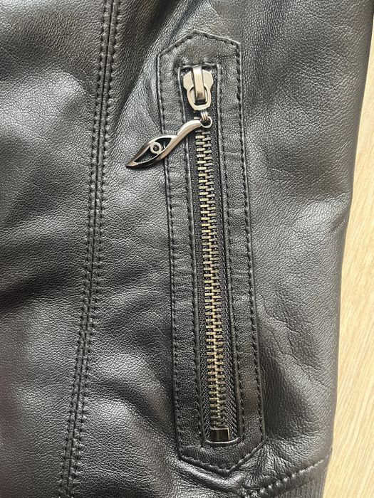 Шкіряна косуха, приталена