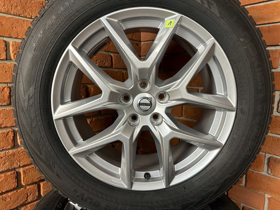 Koła Felgi 18 Volvo XC60 Zimowe Oryginał Jak Nowe