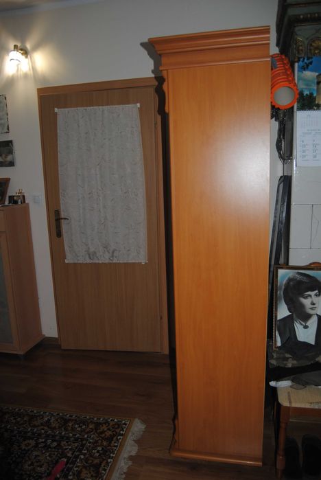 Szafa, witryna przeszklona, stylowa, klasyczna