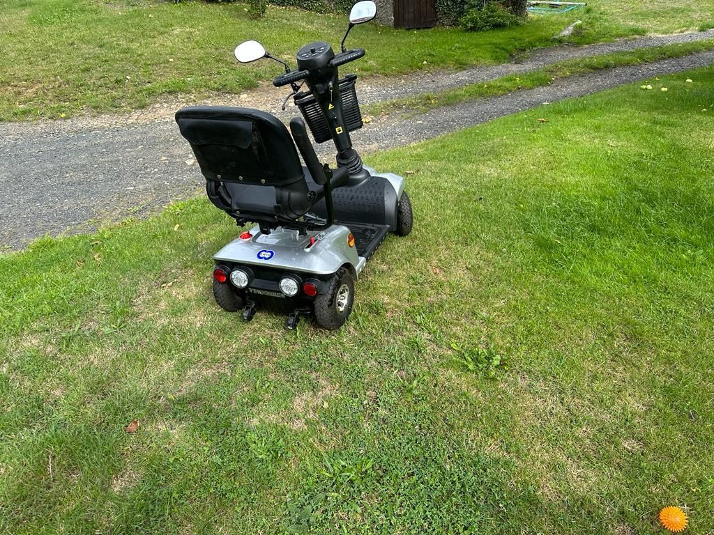 Wózek  skuter inwalidzki elektryczny