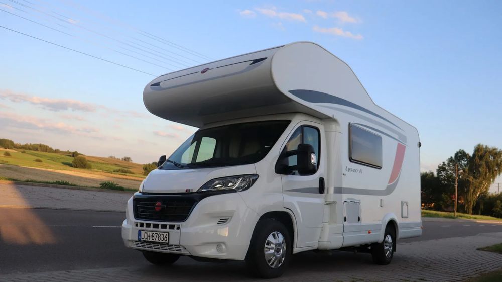 Peugeot Boxer  Kamper 6 OSÓB Burstner Lyseo A660