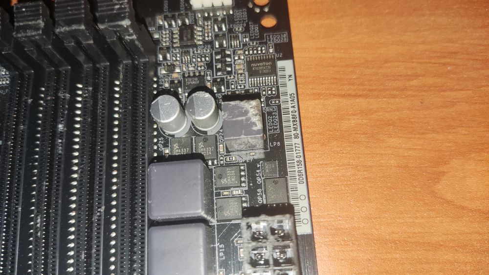 Материнська Плата AM4 ASRock B450M Pro4 (дефектна, тільки на запчасти)