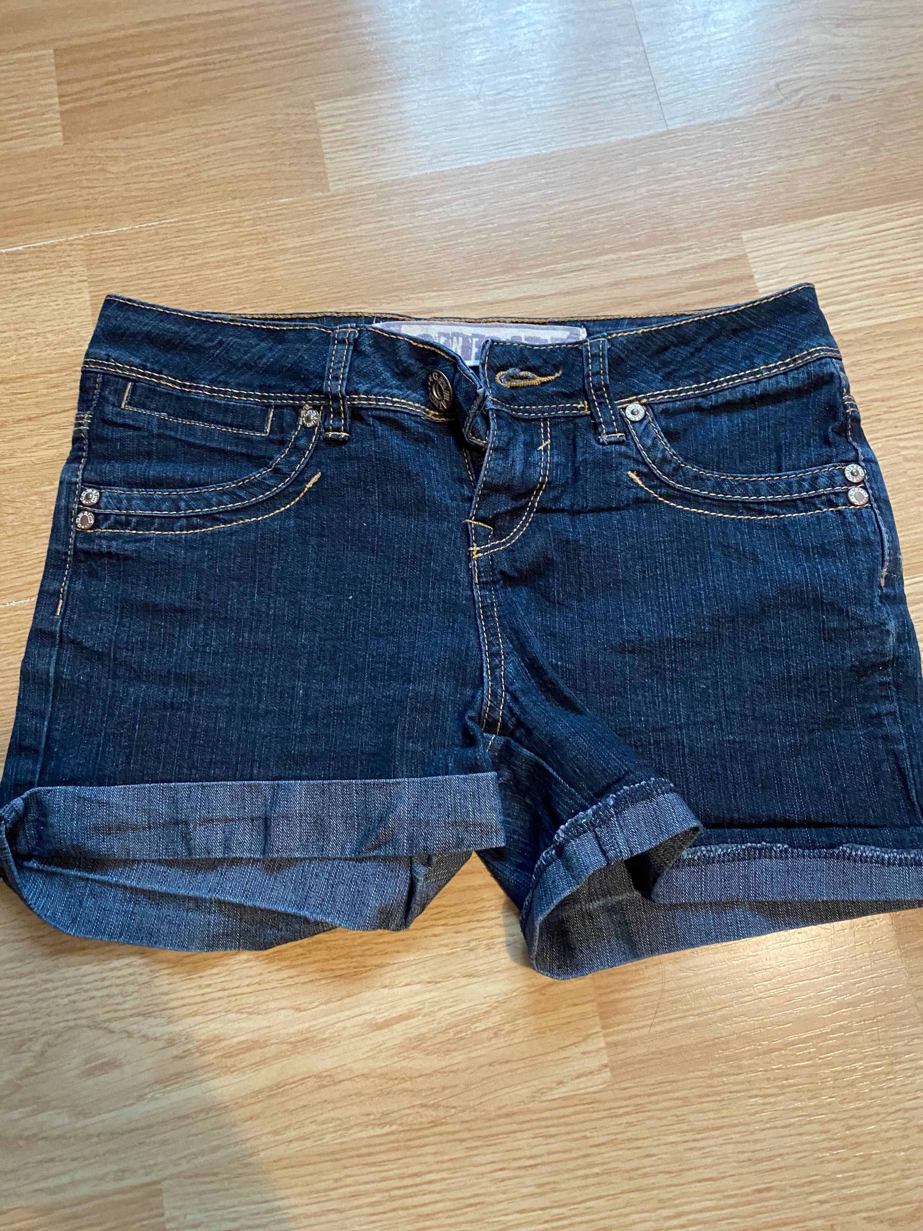Krótkie spodenki jeansowe - 12 lat / 152 cm - New look