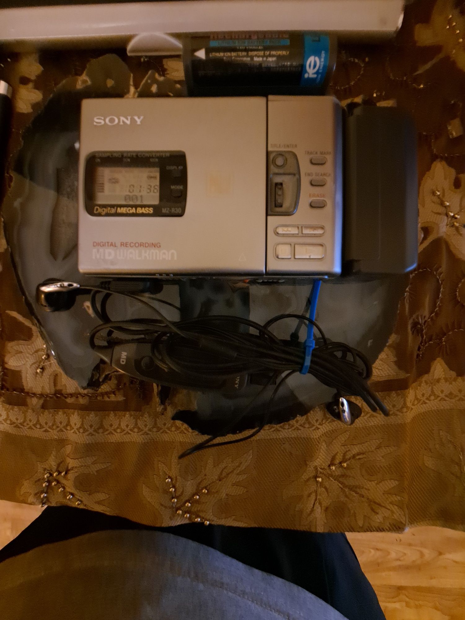 Sony MZ-R30 MiniDisc