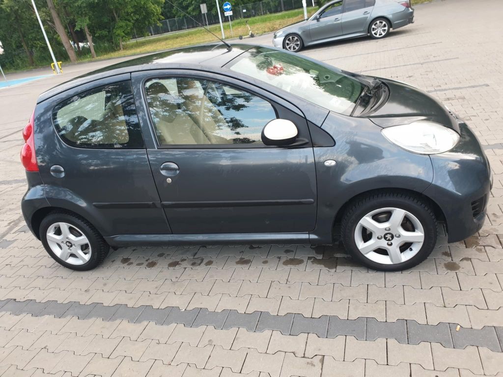 Sprzedam Peugeot 107