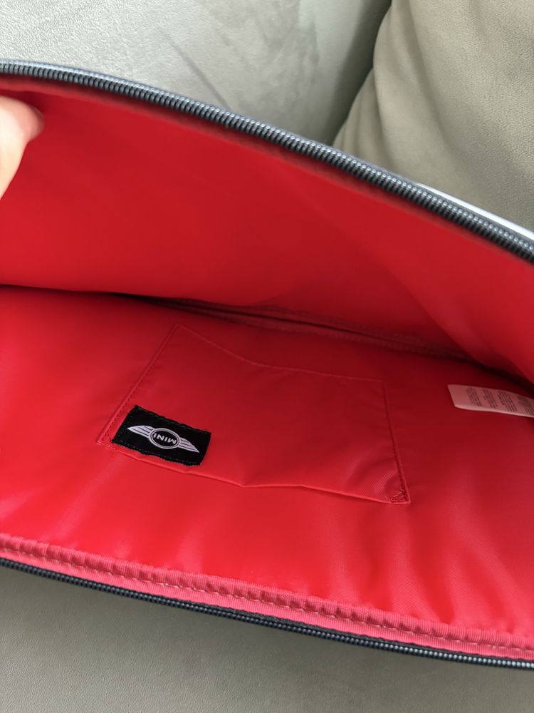 Mini torba na laptopa