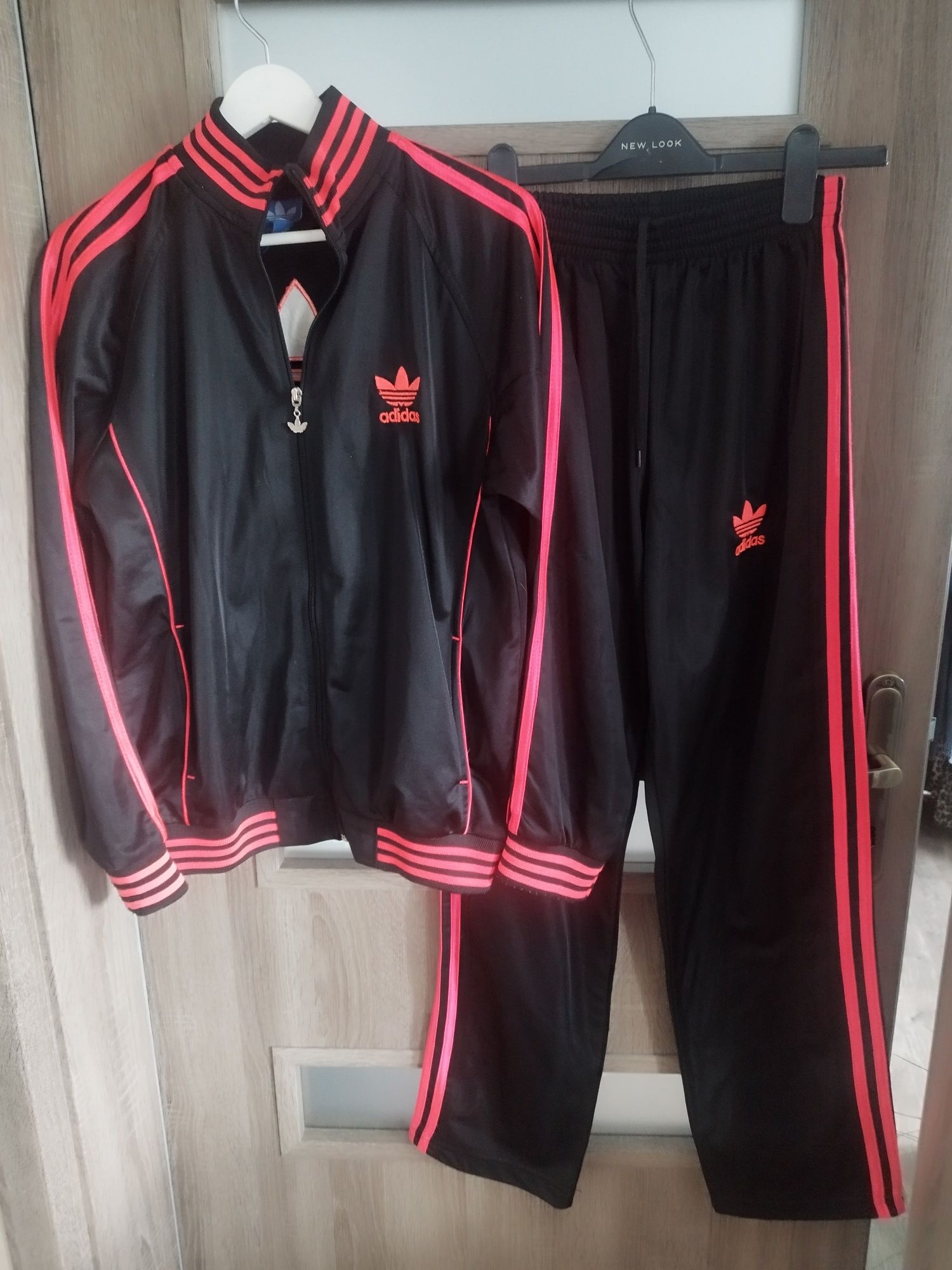 Oryginalny Dres firmy Adidas rozmiar 36/38 świetny stan