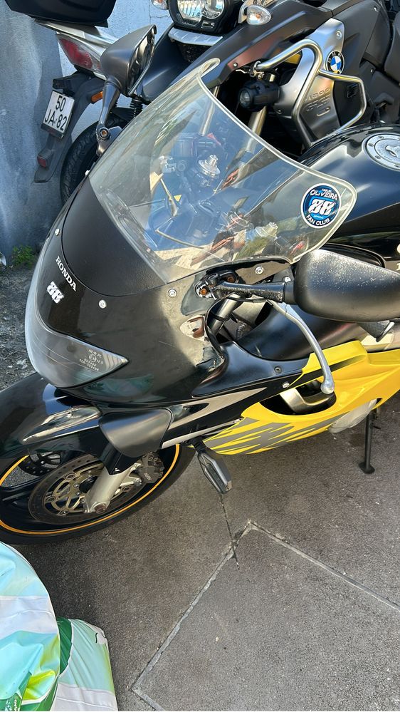 CBR600 F4 de 1999