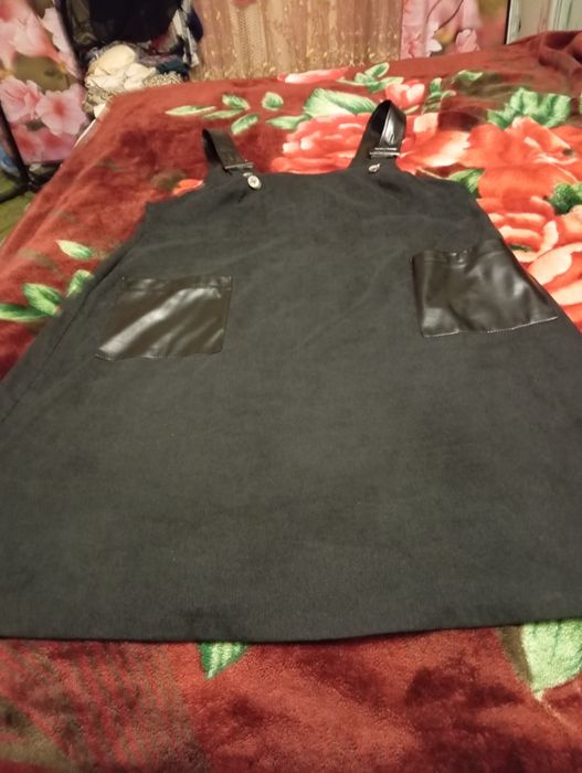 Сарафан вельветовий великого розміру,чорний, новий.