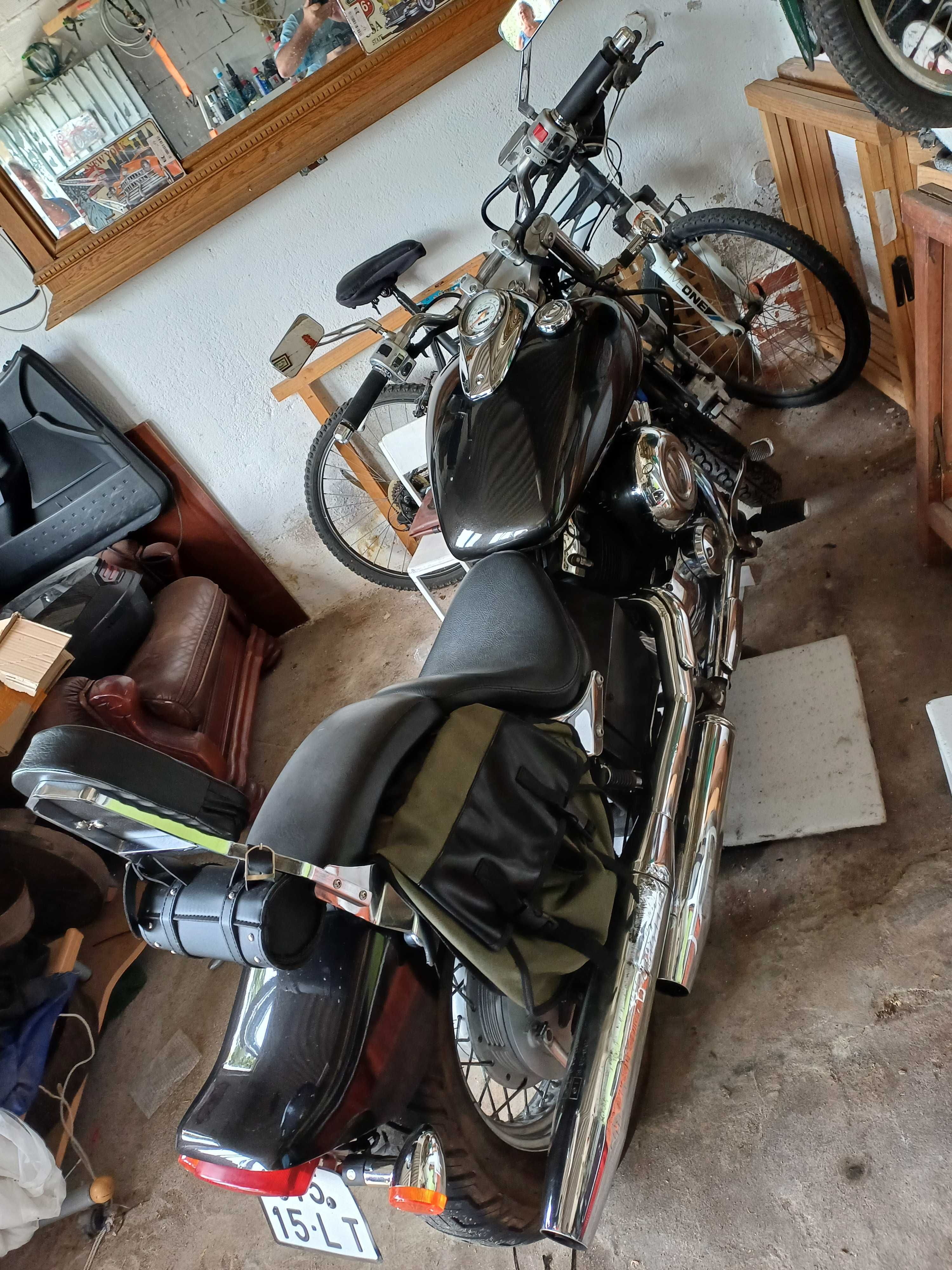 Para venda ou troca por outro estilo de  moto